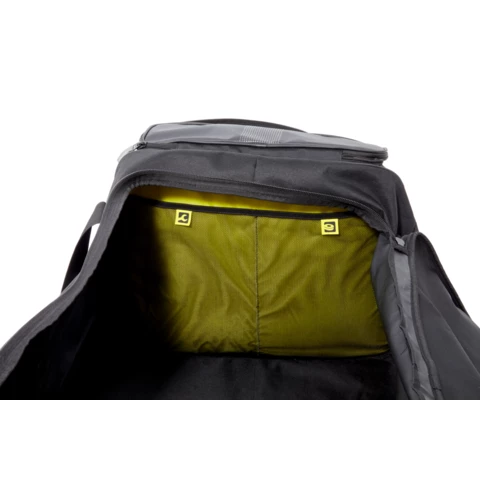 BAUER S21 Premium Wheeled Bag SR Black Equipment bag with wheels