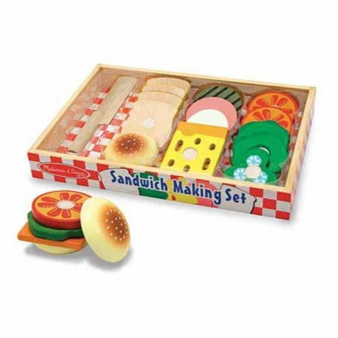 Sandwich play set wooden M and D 17 parts