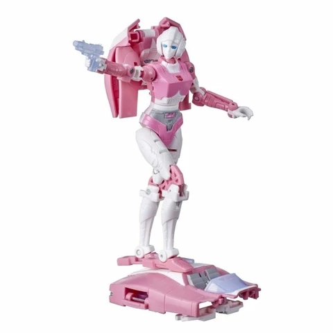  Transformers Arcee Generations War for Cybertron Kingdom Deluxe Figure