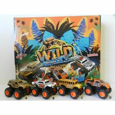 Wild Wheelz jungle car 9 cm different