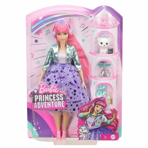 Barbie princess and cat