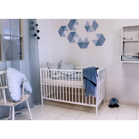 Baby Dan Comfort white baby crib