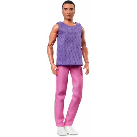 Barbie Ken Signature Looks lila t-paidassa