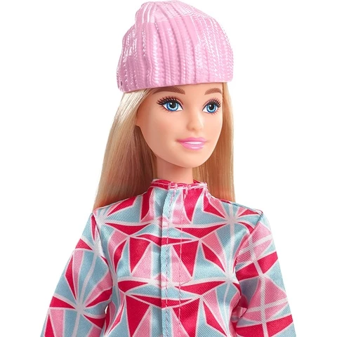 Barbie-doll snowboarder