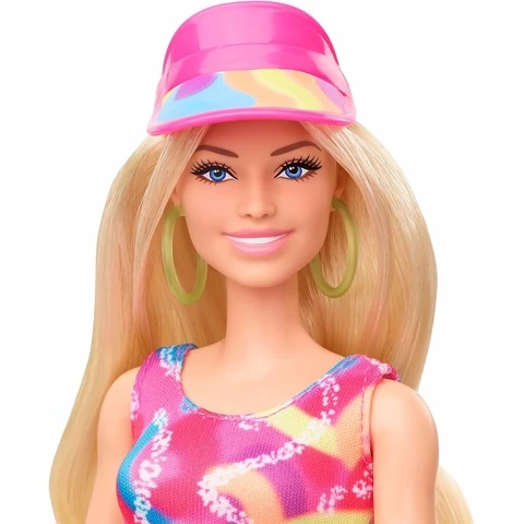 Barbie Movie nukke rullaluistimilla