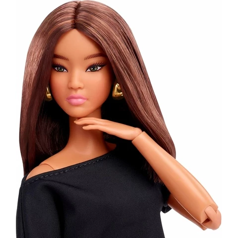 Barbie Signature nukke Malli 01
