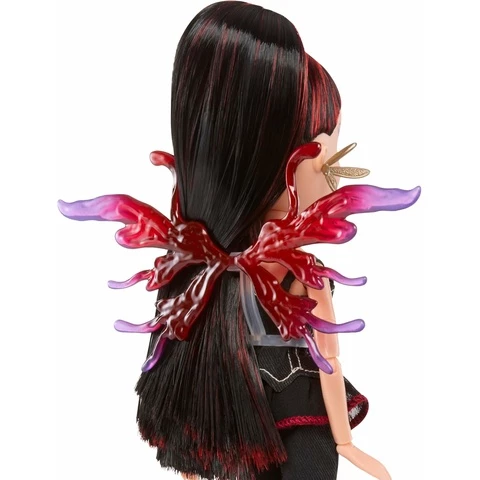 bratz pixiez lina keräilynukke laukulla ja kengillä