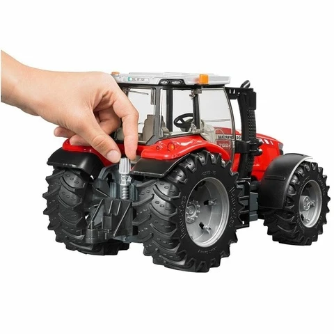 Bruder tractor Massey Ferguson 7624