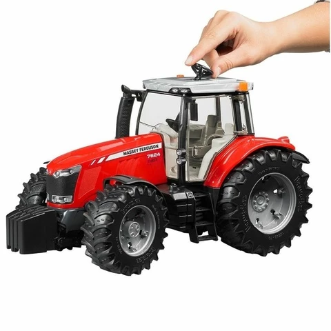 Bruder tractor Massey Ferguson 7624