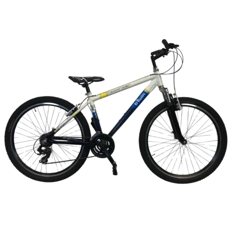BTwin Rockrider 26 maastopyörä ALU 6061 runko ja jousitettu etuhaarukka