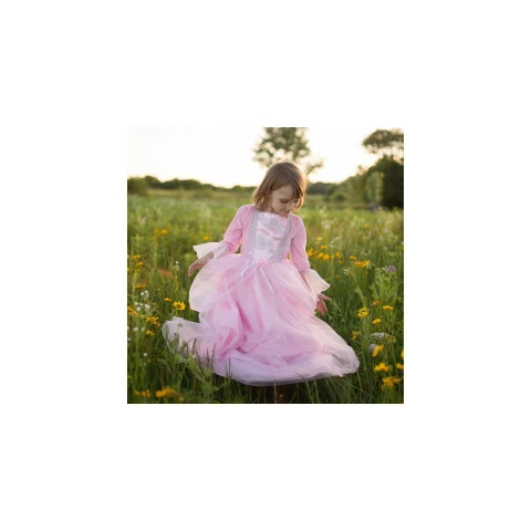 Princess dress and cape pink