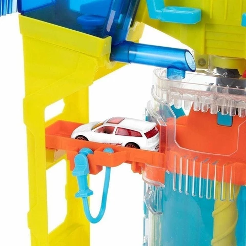 Hot Wheels Stund and Splash autopesulla