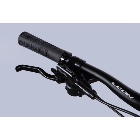 Leon XC LADY 80 maastopyörä 27.5" 18-v runko 16"  musta-ruusu (Musta, 27.5")