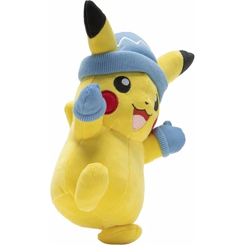 Pikachu pehmolelu talviasussa