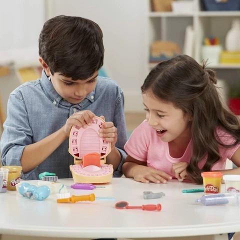  Play-Doh dentist toy set
