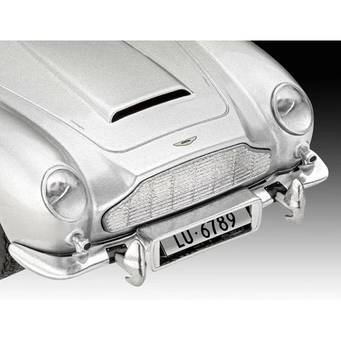 Revell - Joulukalenteri Aston Martin 2024