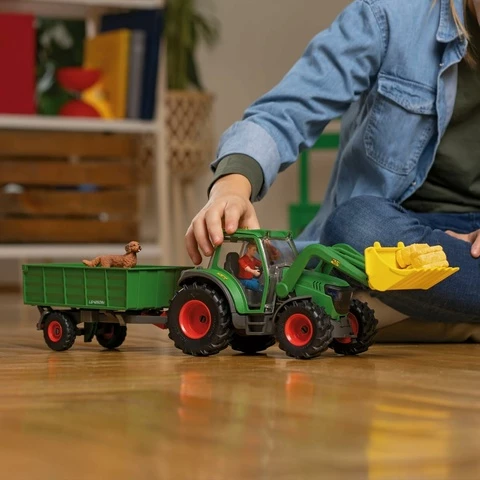 Schleich Farm traktori ja peräkärry 42608