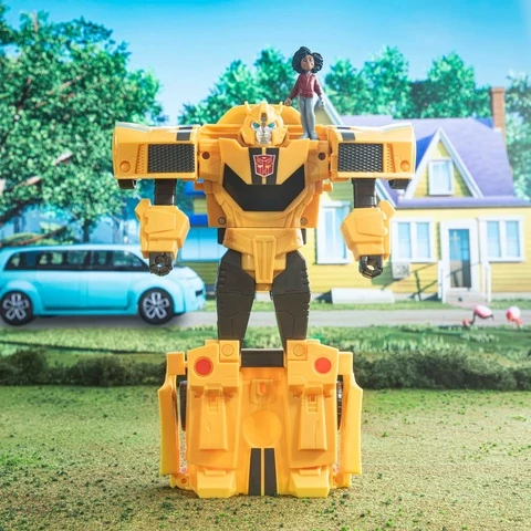 Transformers Bumblebee ja Mo Malto hahmo